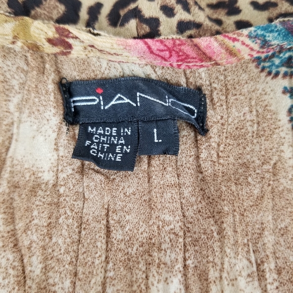 Piano animal print button up top size L - Picture 3 of 8